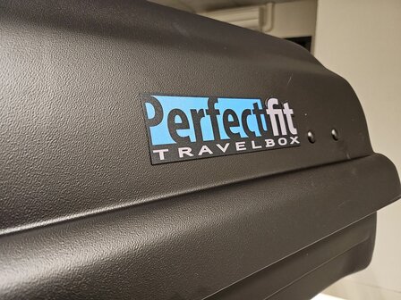 Dakkoffer 500 liter Perfect Fit travelbox Mat zwart