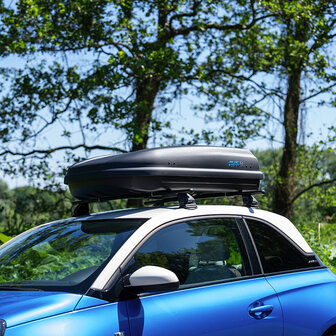 Dakkoffer 400 liter Perfect Fit travelbox Mat zwart